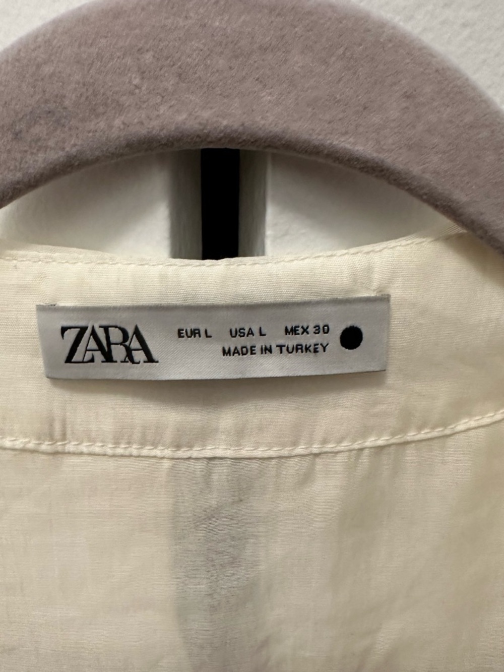 Zara Ruffled Blouse - Picture 5 of 6